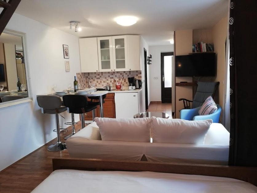 شقة Studio Apartman Meli بوريتش المظهر الخارجي الصورة